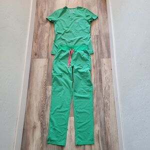 Figs Safety Green Scrub Set